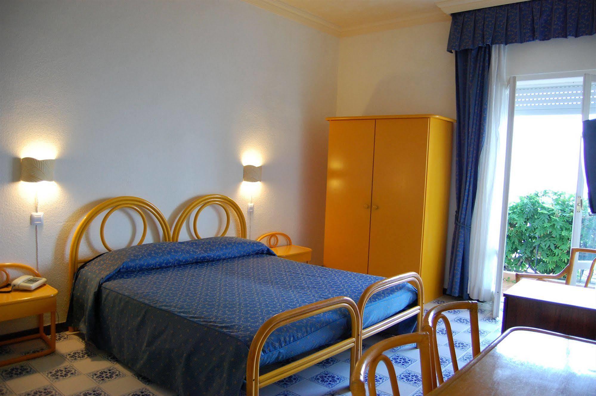 Hotel Giardino Sul Mare リーパリ エクステリア 写真